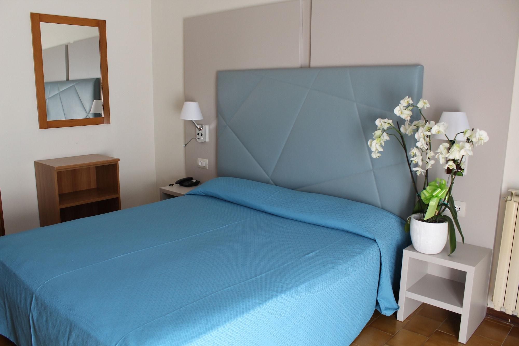 Hotel Residence Holiday Sirmione Exterior photo
