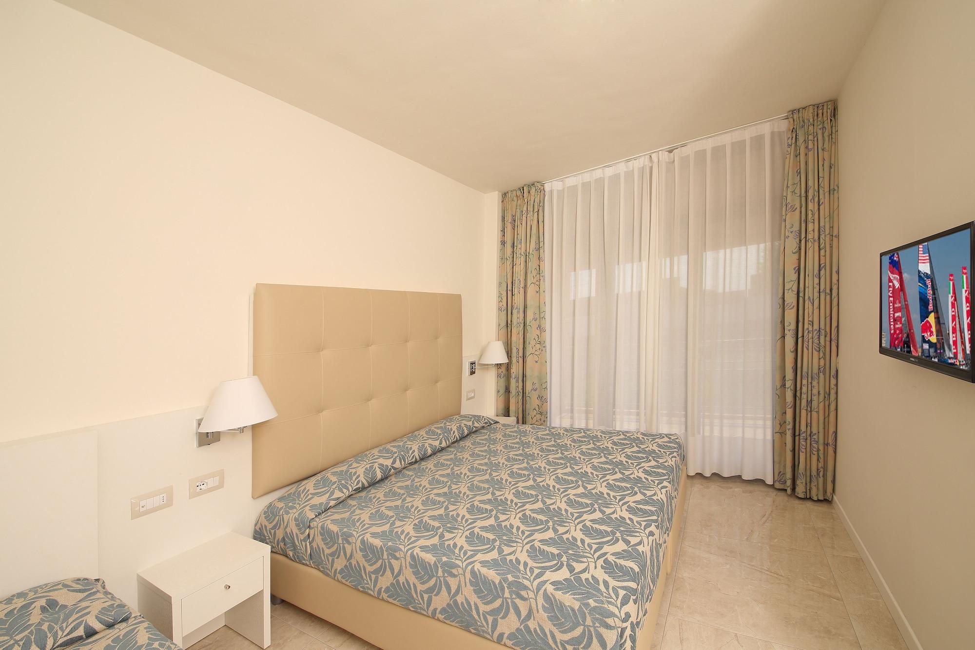 Hotel Residence Holiday Sirmione Exterior photo