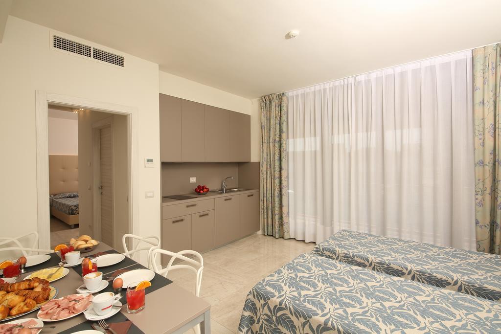 Hotel Residence Holiday Sirmione Exterior photo