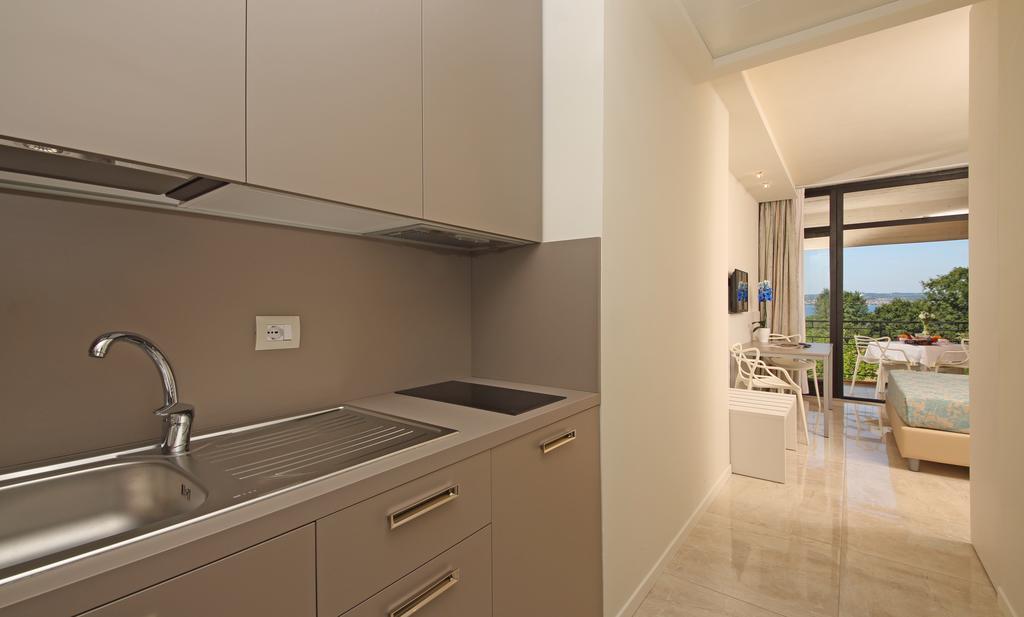 Hotel Residence Holiday Sirmione Exterior photo